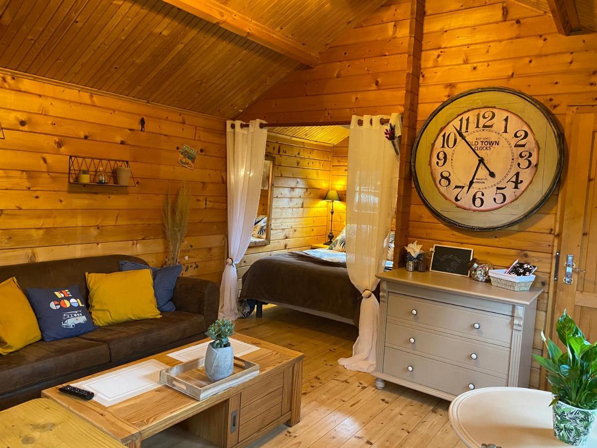 Au chalet Fleuri Ablon Extérieur photo
